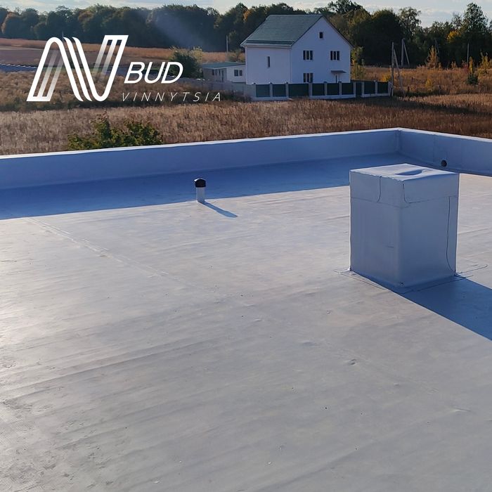 Покрівельні роботи Монтаж ПВХ / ТПО мембрани Плоска покрівля