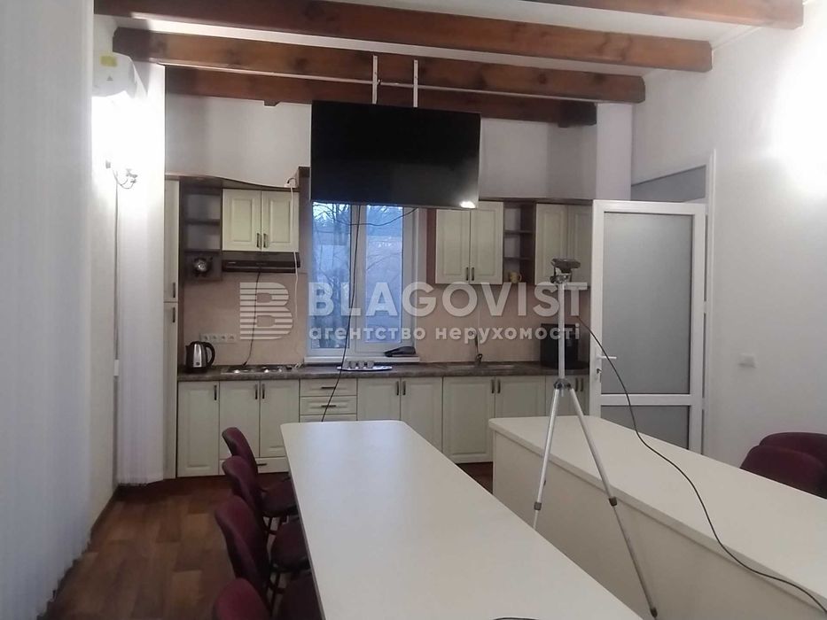 Продаж будинок с.Гатне 220 м. кв. з ремонтом є підвал, м.Київ-5км БЕЗ %