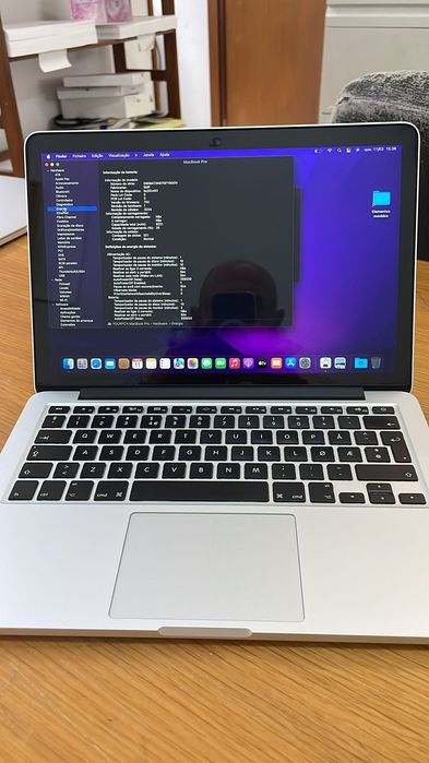 MacBook Pro 12.1 (2015)446592160210636802