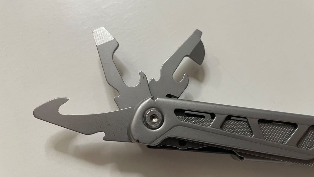 Urberg Stainless Multi Tool (8)
