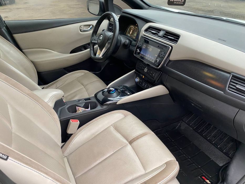 Оренда авто, Nissan leaf 40kwt , максимальна комплектація