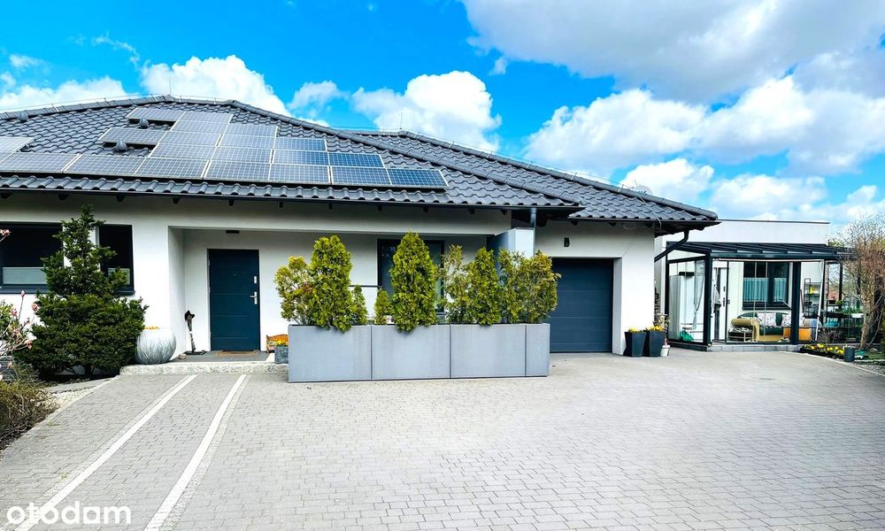 Dom wolnostojący + niezależny domek 40m idealny pod biznes lub wynajem