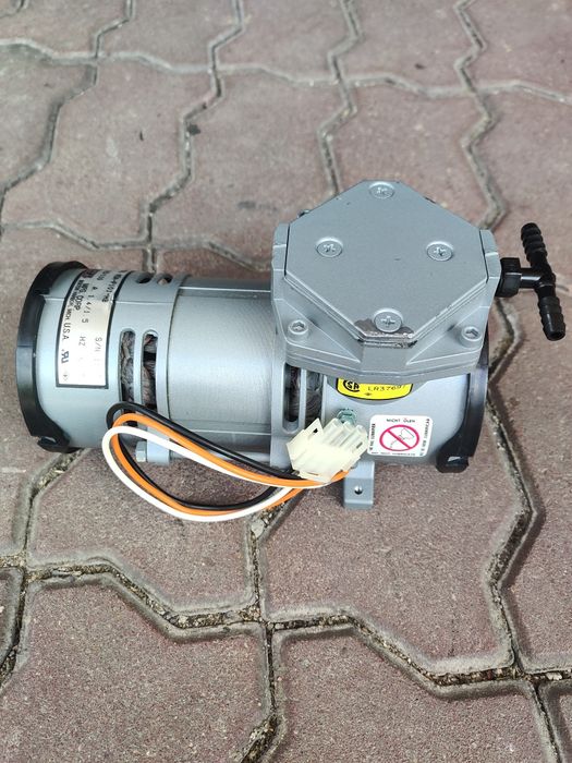 Pompa próżniowa nowa