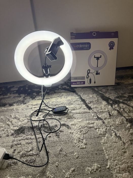 Кільцева LED лампа 20 см Wedemin WD-20 зі штативом і тримачем