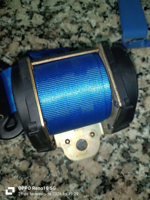 Par de cintos peugeot 205