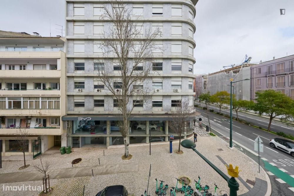 Quarto - localizado em Picoas Lisbon
