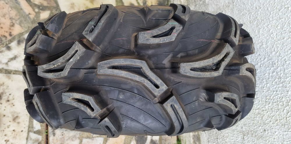 Maxxis Zilla 27x10-14