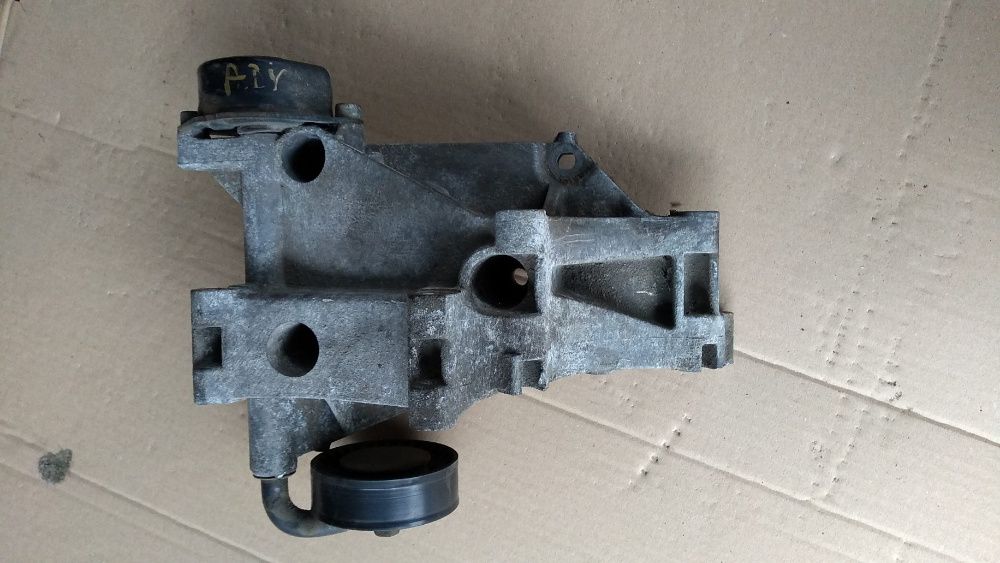 Sharan alhambra 2.0 8V 1.9 TDI łapa napinacza alternatora - oryginalna
