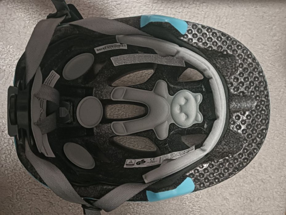 Nowy kask Uvex oyo (Skoda), kolor cloud blu