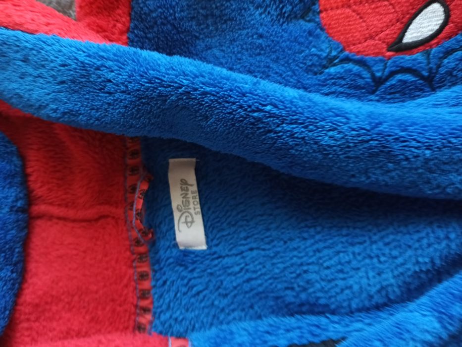 Дитячі халати в ідеальному стані на 3/4 рочки