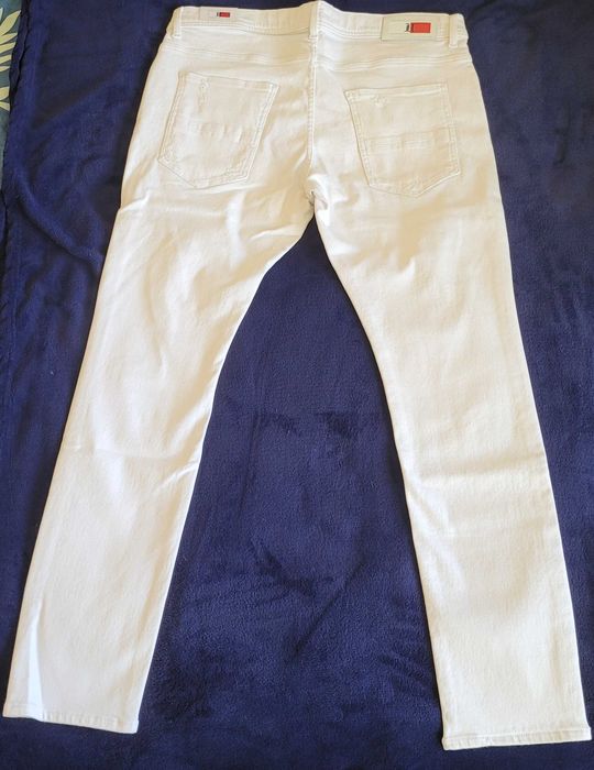 Tommy Hilfiger Lewis Hamilton Slim fit Distressed Jeans