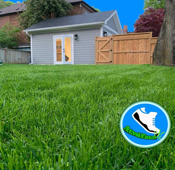 Газонный комплекс ЖАРА Универсал 10кг травосмесь+