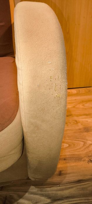 sprzedam wersalkę w dobrym stanie