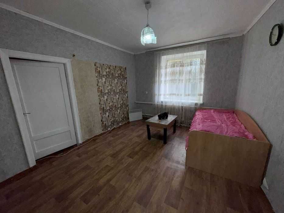 2 комн -40 метров. Центр. Ремонт. Мебель. 1/2 эт. 3-й Бассейный пер.