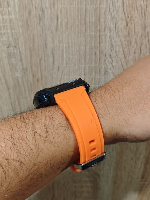 Relógio analógico e digital