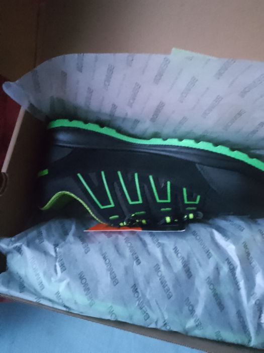 Sprzedam buty robocze meskie