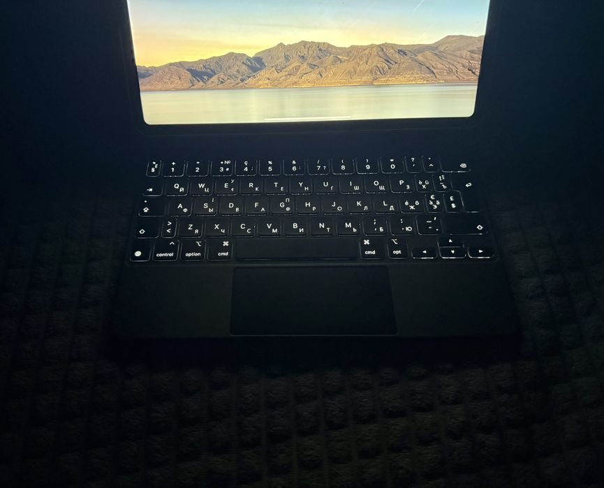 iPad Pro 11 2021 WIFI 128GB + Magic Keyboard