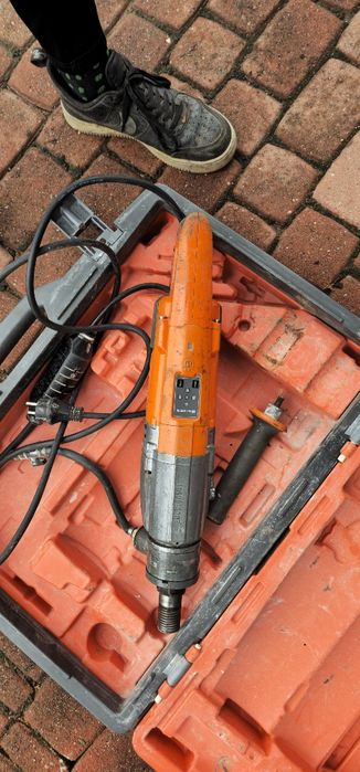 Wiertnica do betonu otwornica HUSQVARNA DM220