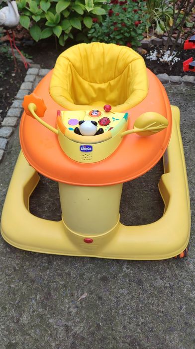 Дитячі ходунки Chicco