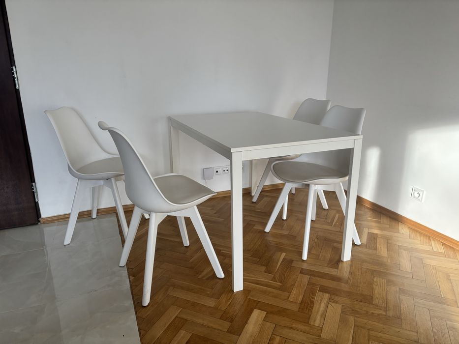 Stół i 4 krzesła ikea białe 120 cm 180 cm minimalizm