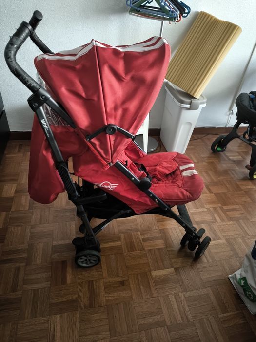 Vendo carrinho de bebé da marca mini