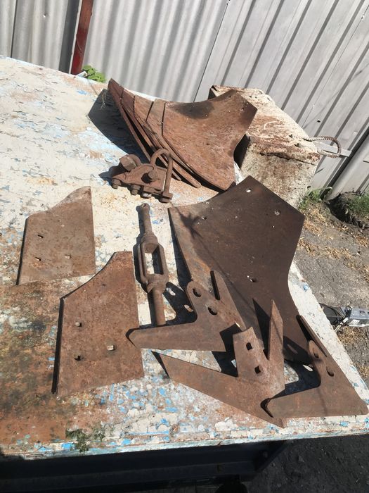 Продам отвалы плуга