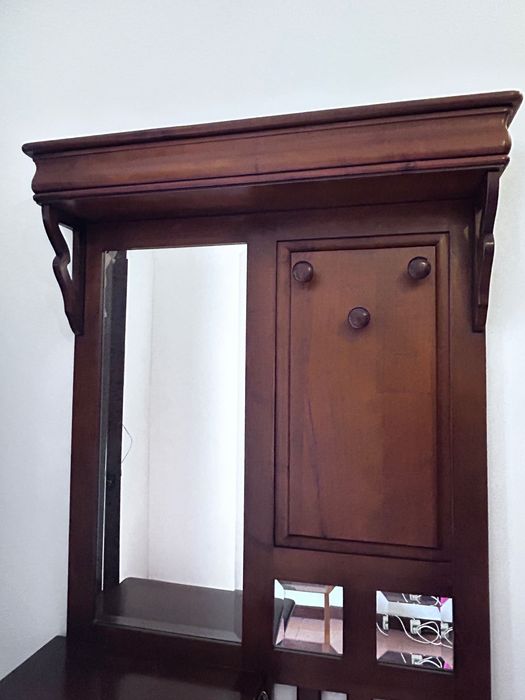 Móvel de entrada bengaleiro