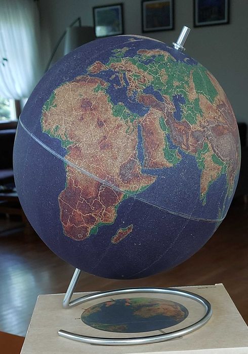 Globus kolorowy z korka 25 cm