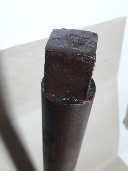 Гвинт великий,міцний,з минулого