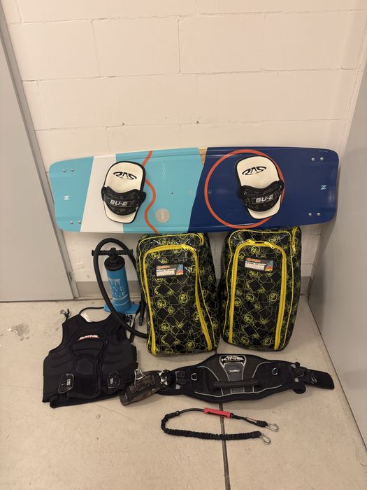 Zestaw do kitesurfingu: deska, latawiec, trapez, kamizelka RRD Obssesion, Xenon, DaKine