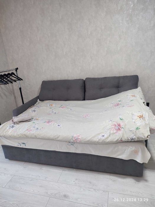 Новобудова р-н Центр. Київський майдан пог 500,  доб 900