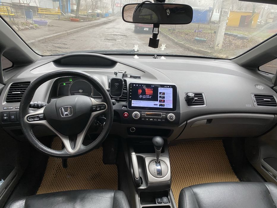 HoNDA CIVIC гибрид