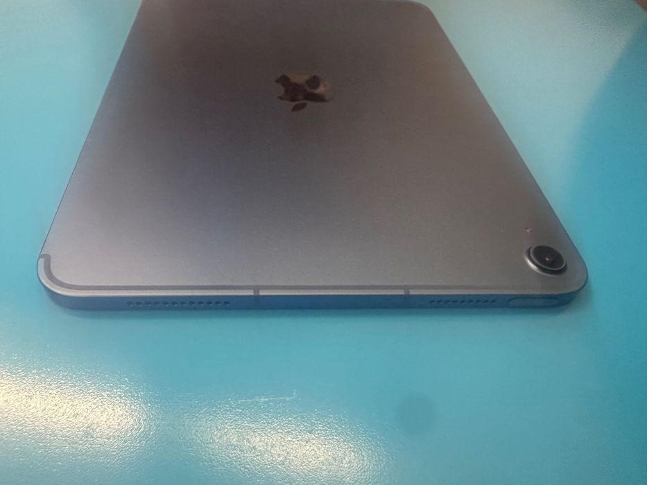 iPad 11 2025 128gb wi-fi+LTE (A16)