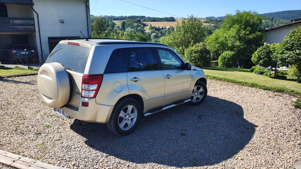 Suzuki Grand Vitara 2 DeLuxe