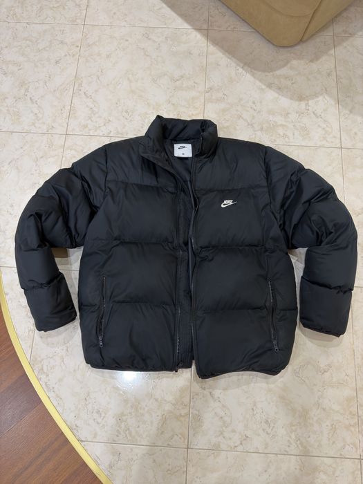 Оригинальный пуховик Nike Puffer Jacket FB7368-010
