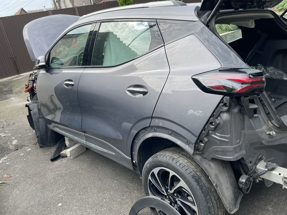 2023 р. Разборка шевроле болт двери Chevrolet bolt разбираем