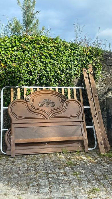 Cama de Casal Decorativa