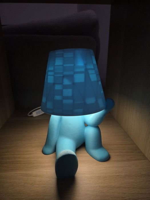 Candeeiro boneco minimalista led