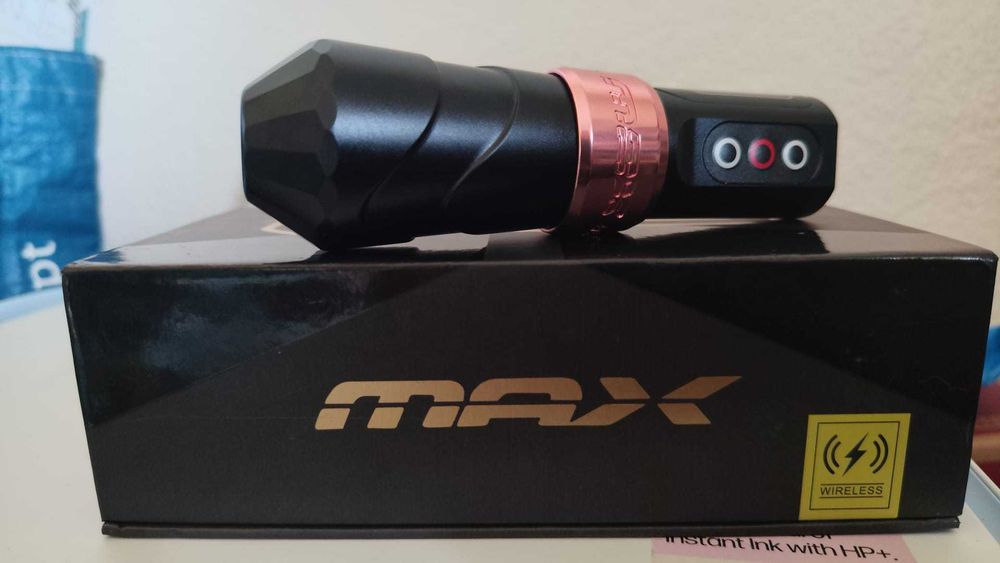 Máquina de Tatuagem YILONG MAX Wireless 2400mAh 10000RPM – Nova
