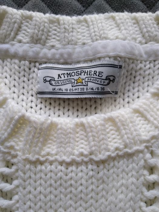 Sweter damski biały warkocz