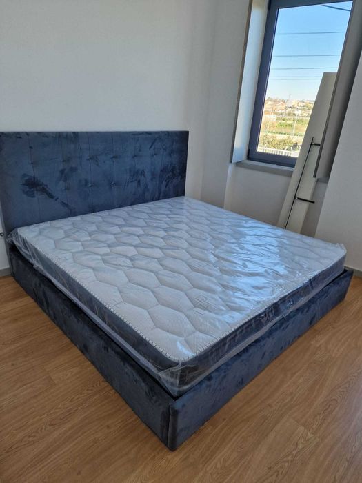 Camas de Casal Estofadas de Luxo 199€ Disp. em Várias Cores! 190x140m!