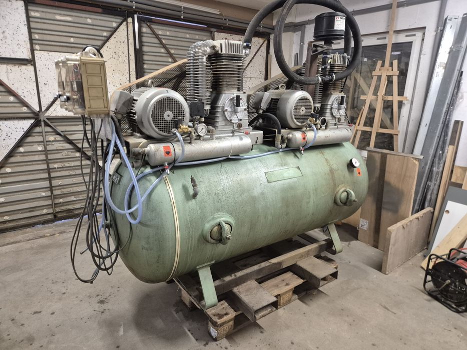 Sprężarka Tłokowa Creemers /2 kompresory/1000L