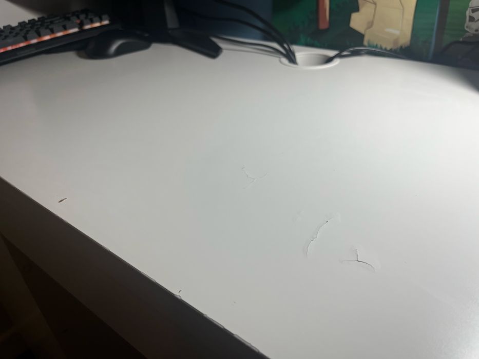 Ikea Micke biurko białe stan  dobry