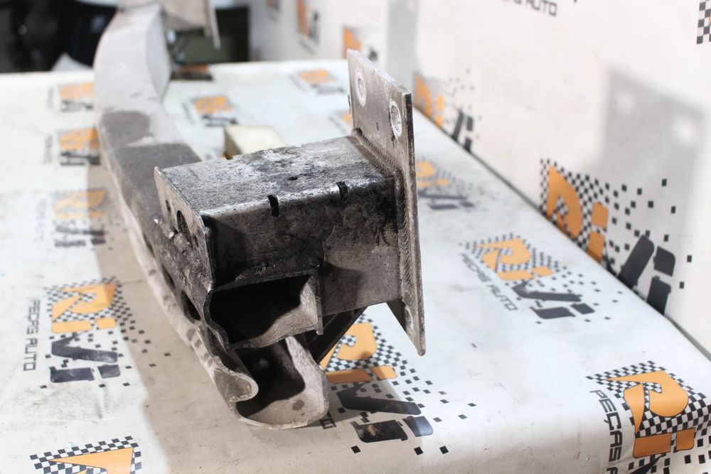 Reforço pára-choques trás BMW X5 (F15, F85)