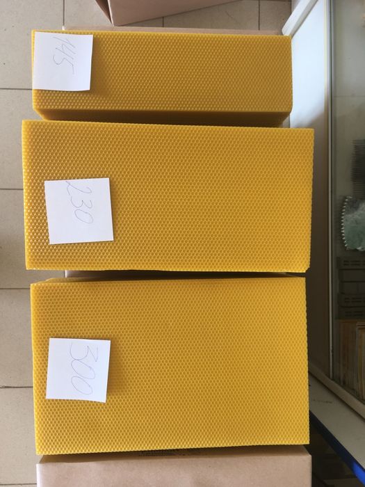 Вощина п-во  бджологосподарство "Покровське"