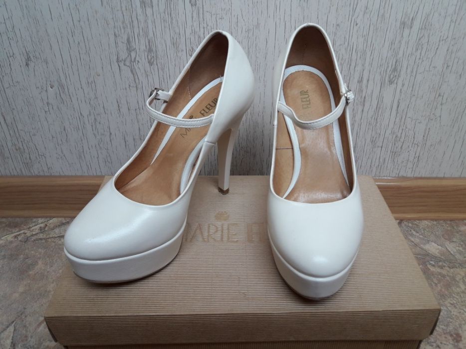 Туфли из натуральной кожи бренда Mari Fleur 35 р.