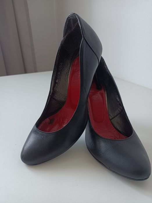 Czółenka czarne damskie 36 buty na obcasie szpilki