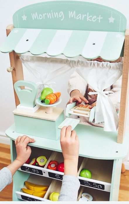 Duży, drewniany sklep - stragan zabawka drewniana dla dzieci