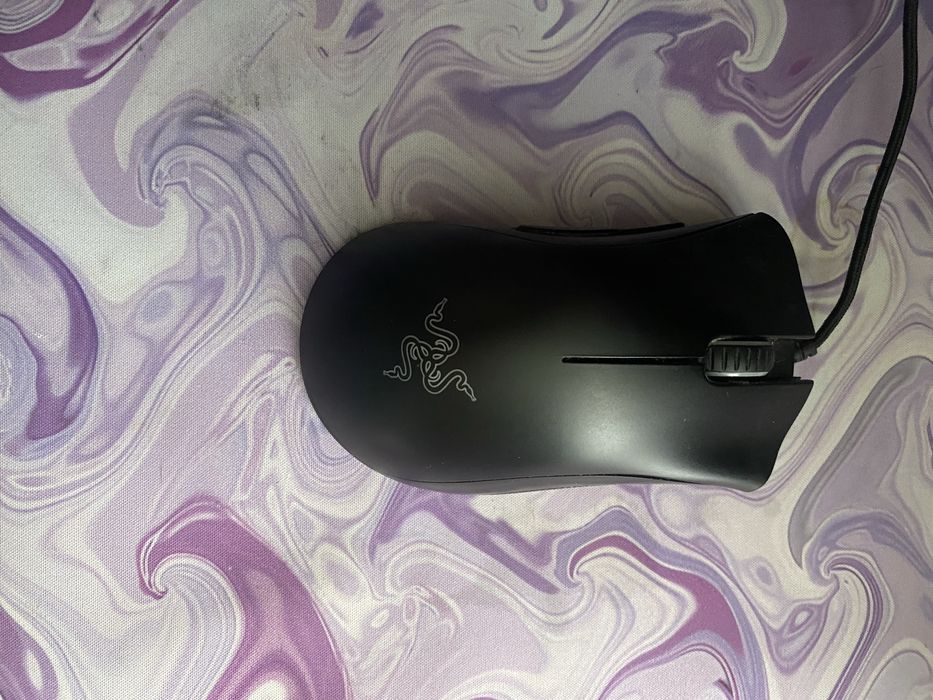 Продам игровую мышку Razer Deathadder