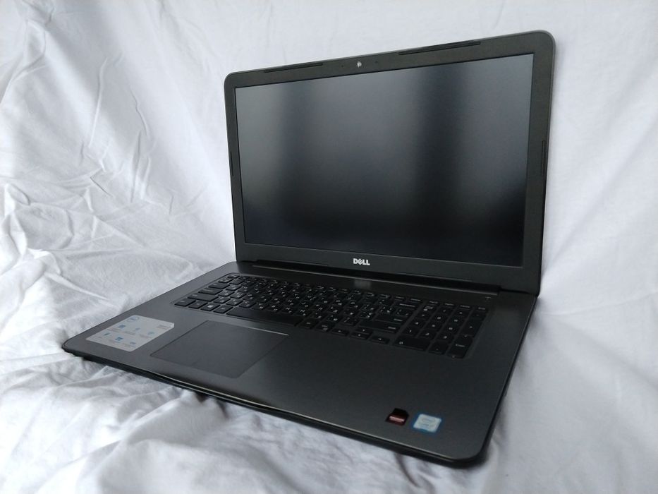 DELL INSPIRON 5767 17,3" / i7-7500U 2.7 - 3,5 GHz /16 GB DDR4